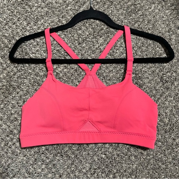 Athleta All In Sport Bra Size M - Picture 1 of 9
